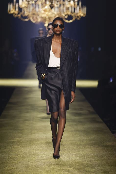 ysl tunika bunt catwalk|Saint Laurent Spring 2025 Ready.